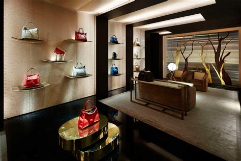 boutique fendi paris